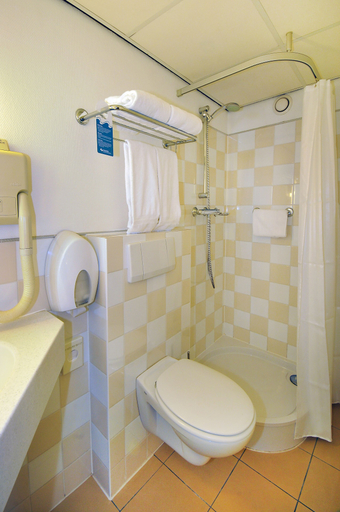 Bathroom 3, Badhotel Scheveningen, The Hague