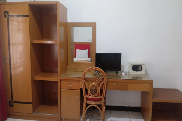 Bedroom 3, Hotel Asia, Bukittinggi