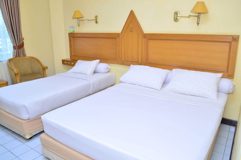 Bedroom 5, Rauda Hotel Syariah, Pekanbaru