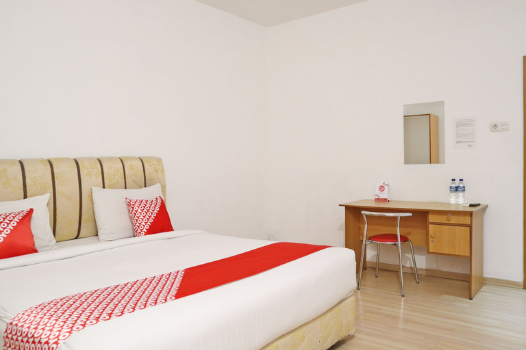 Bedroom 3, Hotel O M Authentic Kost Man, Padang