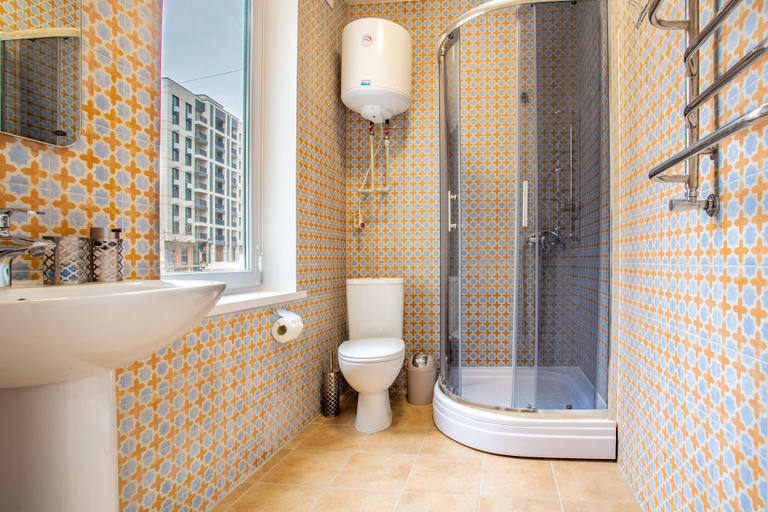 Bathroom 4, P2B hostel & bar, Shevchenkivs'kyi