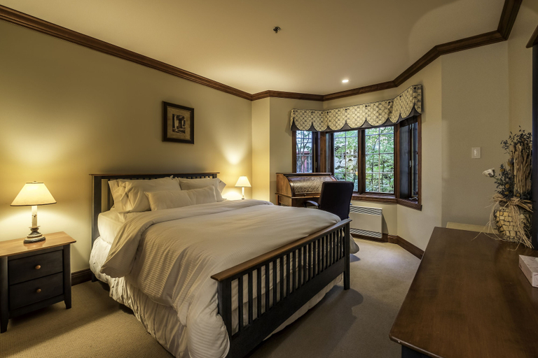 Bedroom 2, Bondurant by Tremblant Platinum, Les Laurentides