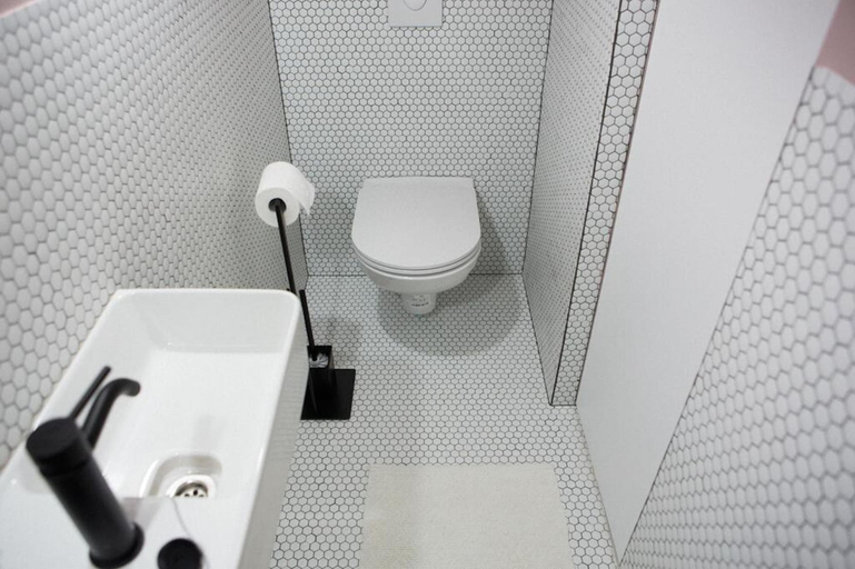 Bathroom 4, Codelli Deluxe Unique Fresko Apartments, Ljubljana