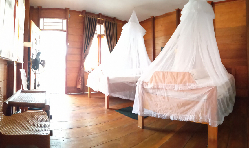 Bedroom 2, Losmen Anugrah, Kepulauan Mentawai