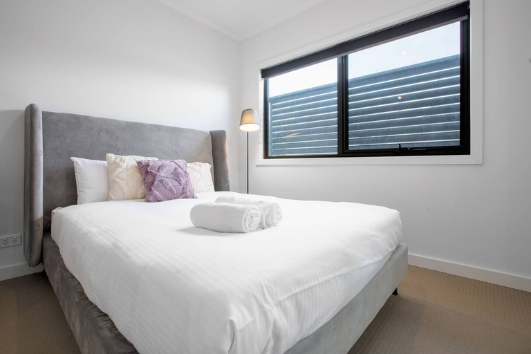 Bedroom 3, Stunning 3beds Near Knox Shopping Centro@wantirna, Knox - North-West