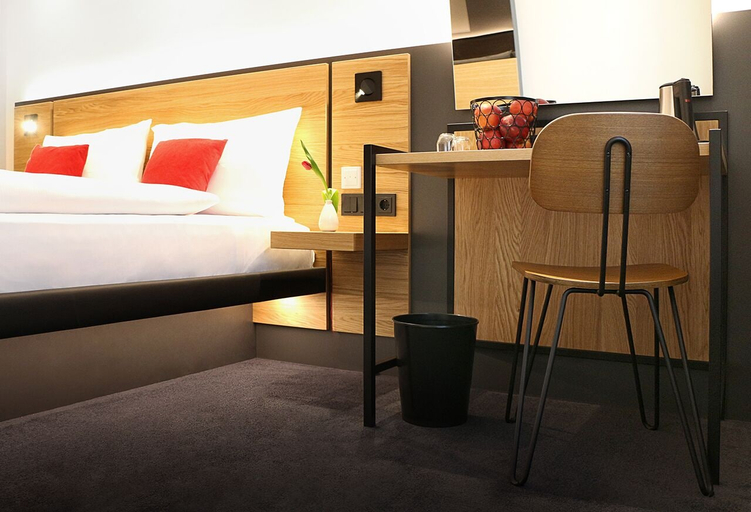 Bedroom 2, GINN City & Lounge Hotel Ravensburg, Ravensburg