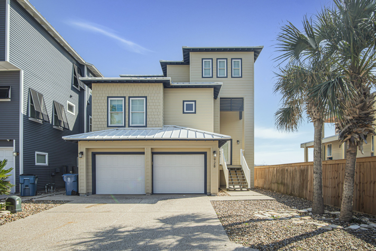 Exterior & Views, Dolphin Paradise, Nueces