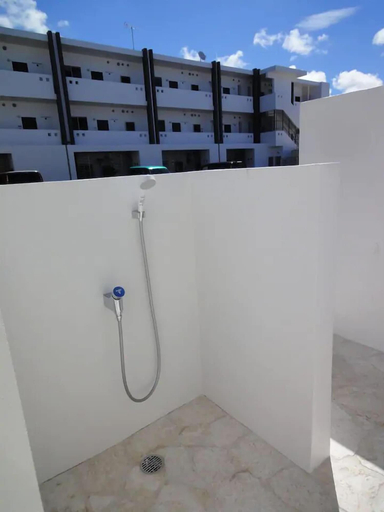 Bathroom 4, Longvacation Okinawa 109, Onna