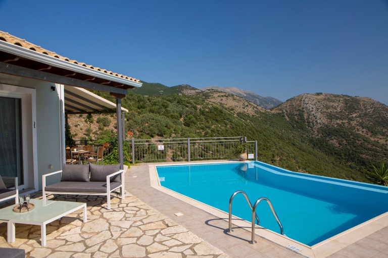 Sport & Beauty 5, Luxury Villa With Stunning Views in Lefkada, Ionian Islands