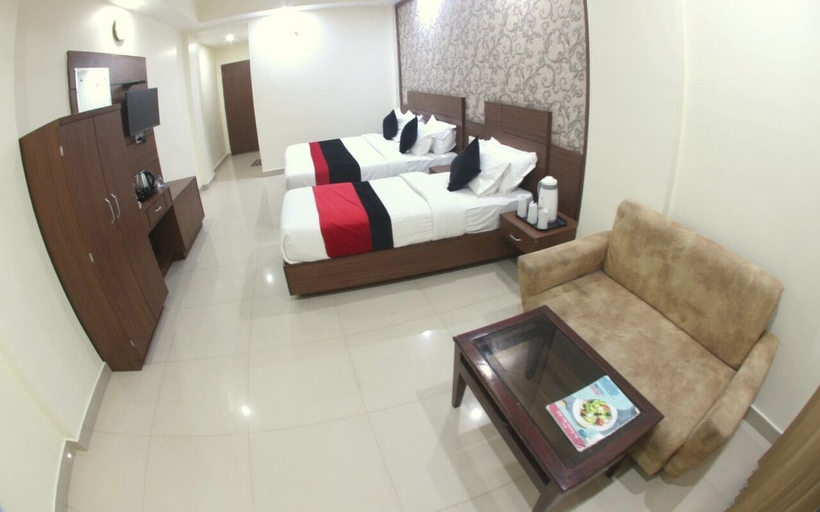 Bedroom 2, The Vaishno Devi Hills, Reasi