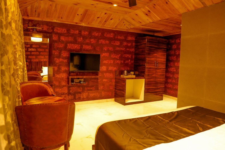 Bedroom 3, The Redstone Resort, Satara