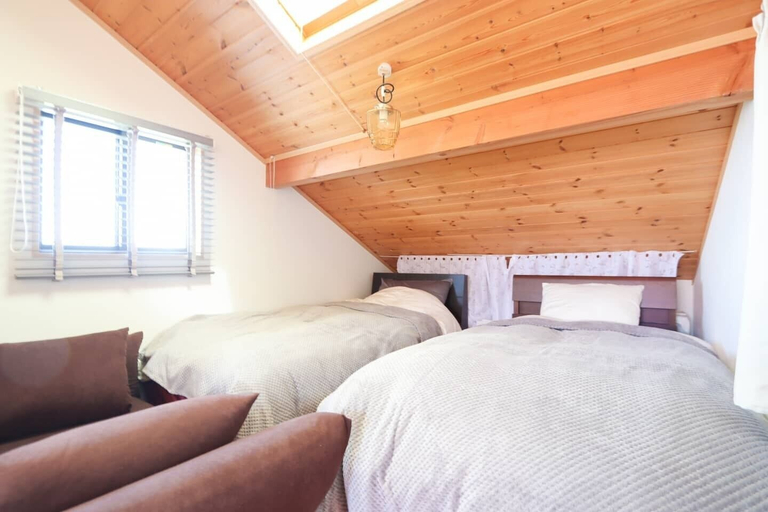 Bedroom 3, Ocean View House, Itō