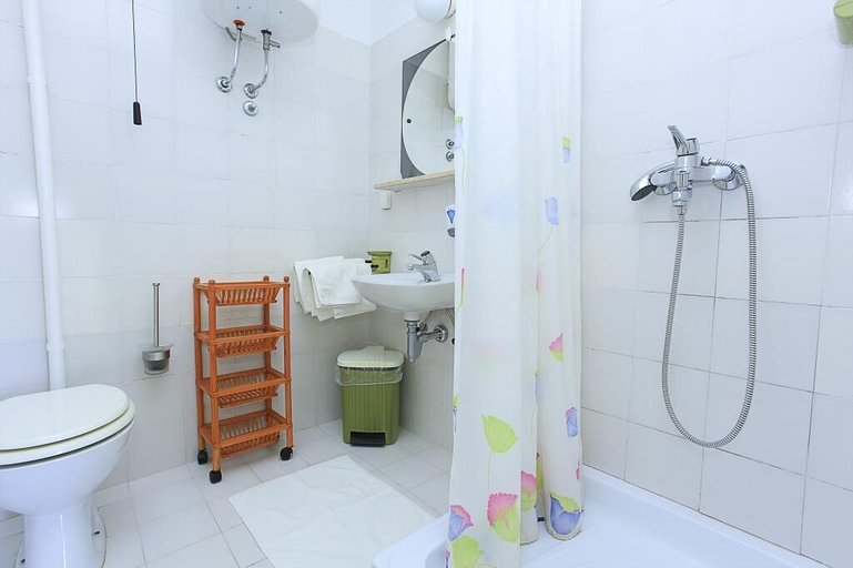 Bathroom, Apartment & Rooms Savonari, Pojezerje