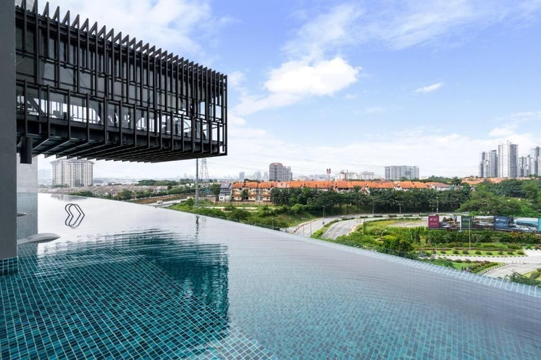Sport & Beauty 3, Lumi Tropicana, Petaling Jaya