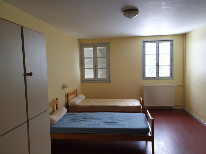 Bedroom 3, Association Peyranère - Hostel, Pyrénées-Atlantiques