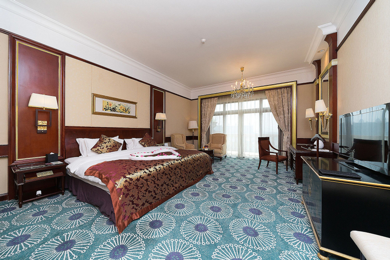 Bedroom 3, Guangzhou Evergrande Hotel, Guangzhou