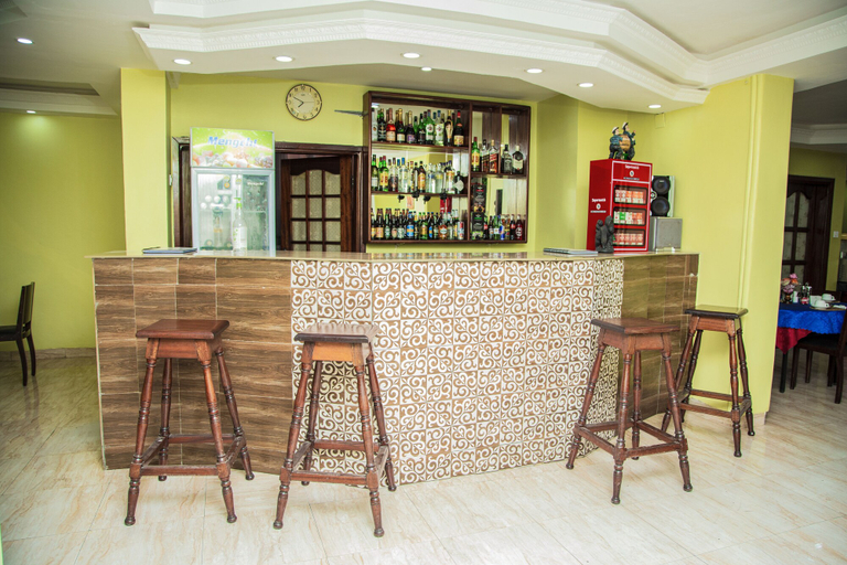 Food & Drinks 3, LA JOIE PLAZZA HOTEL, Sud-Kivu