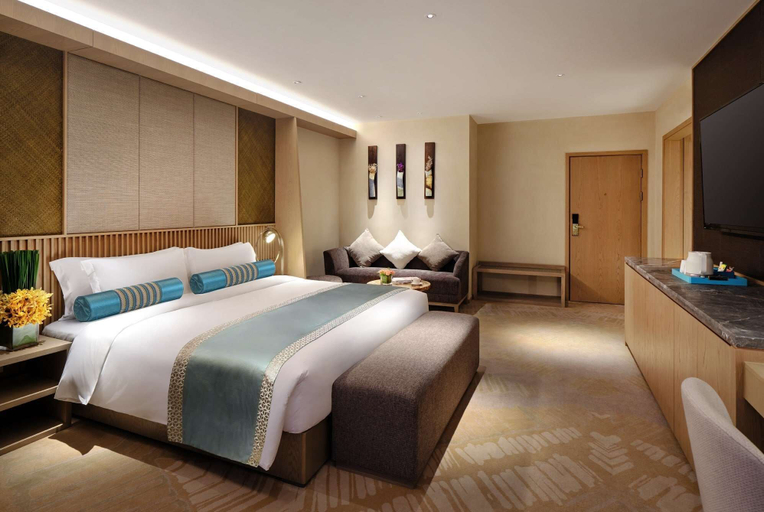 Bedroom 2, Wyndham Grand Plaza Royale Shuangyue Bay, Huizhou