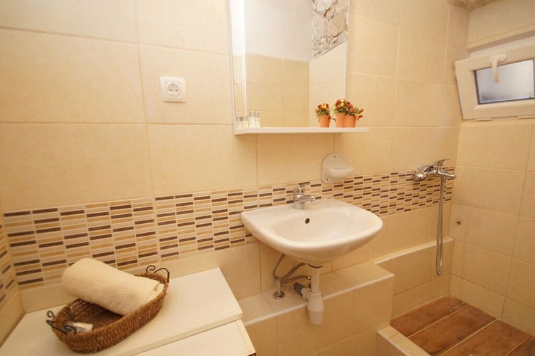 Bathroom 3, Apartments Stelina, Korčula