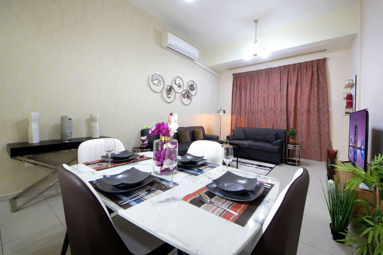 In-room dining 3, Premium 1 BHK in La Vista Silicon Oasis, Dubai