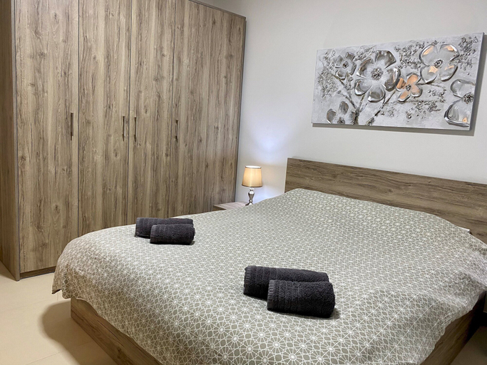 Bedroom 3, Centric and Modern Penthouse Close to Amenities