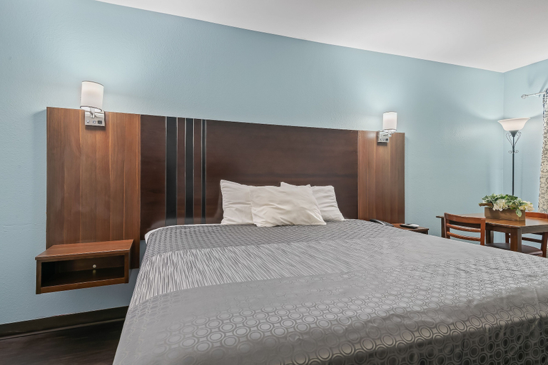 Bedroom 5, Franklin Inn, Franklin