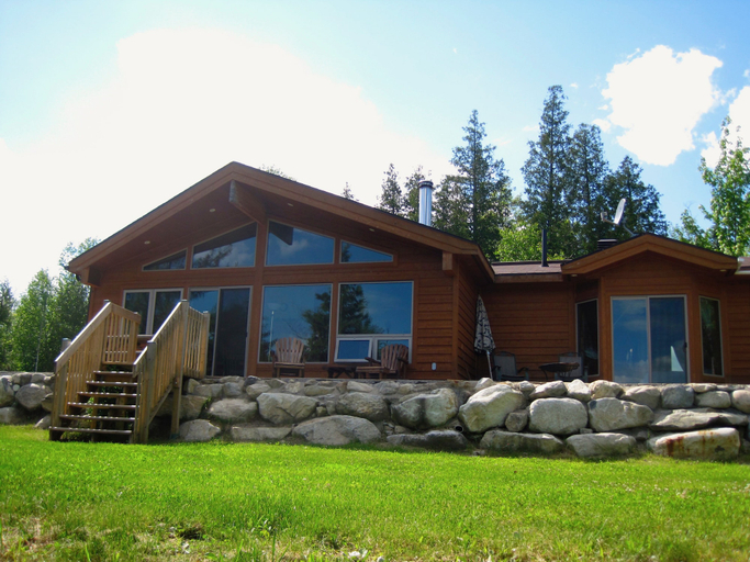 Exterior & Views 2, Les Chalets du Lac Grenier, Matawinie