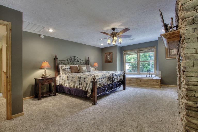 Bedroom 3, Country Roads By HoneyBear Cabins, Sevier
