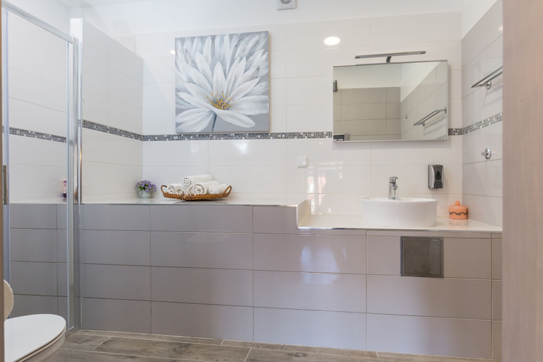 Bathroom 3, Big Terrace Apartment, Dubrovnik