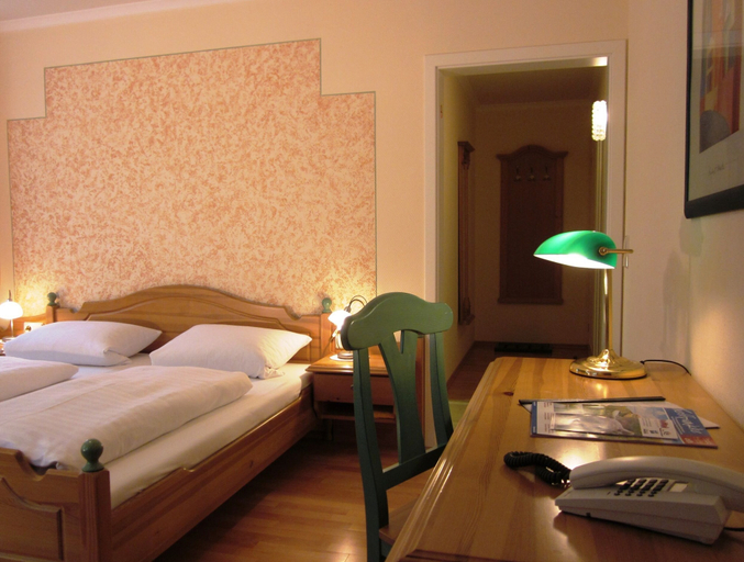 Bedroom 4, Schwarzwaldgasthof Klösterle Hof, Freudenstadt