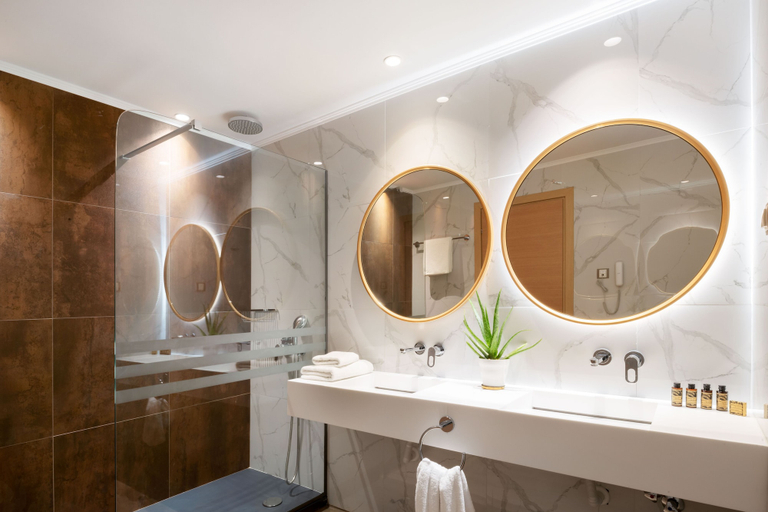 Bathroom 5, Alexandra Elegance Bridging Generations, East Macedonia and Thrace