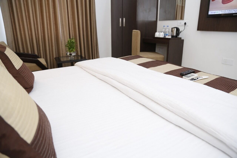 Bedroom 3, Hotel Krishna by KeyMagics, Jaipur