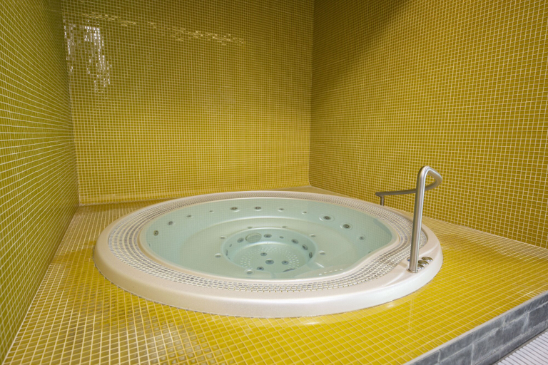 Bathroom 4, Hotel Ski, Žďár nad Sázavou