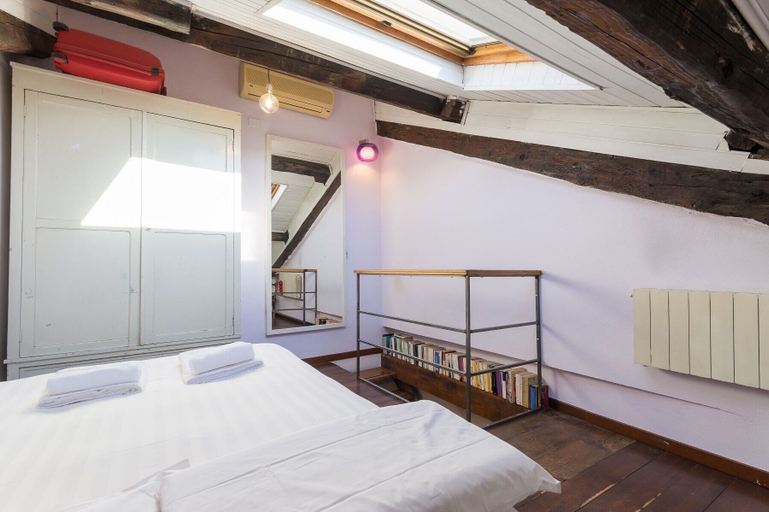 Others 3, Navigli 7 Apartment, Milano