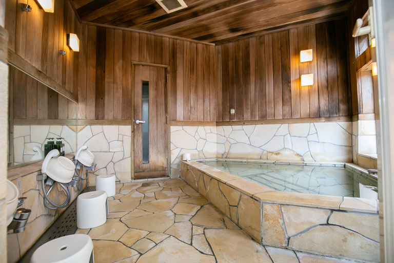 Bathroom 4, Ryosha Tsukiakari, Yamanakako