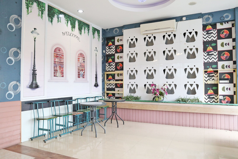 Food & Drinks 5, Hotel O M Authentic Kost Man, Padang