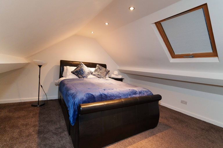 Bedroom 3, West Park House, Leeds