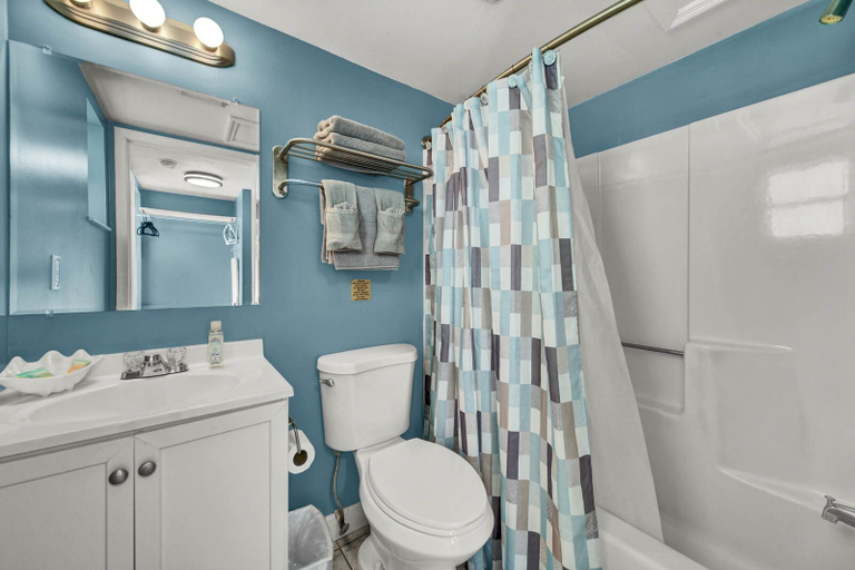 Bathroom 3, Sunrise Sands, Saint Lucie