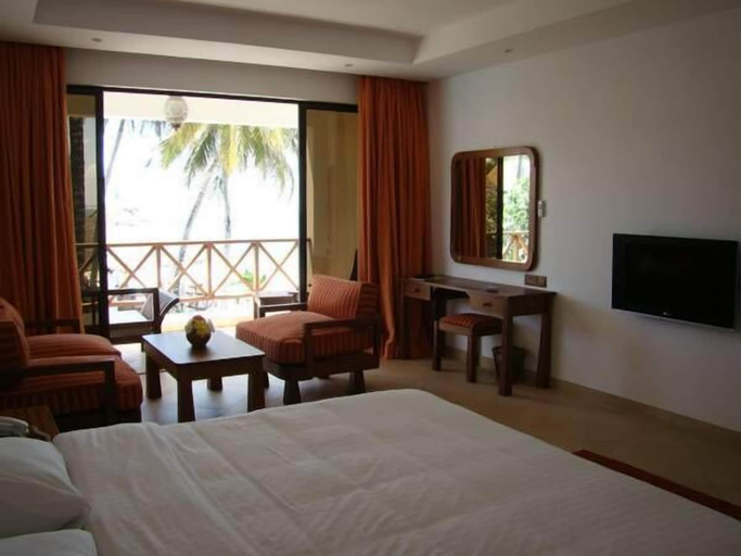 Bedroom 3, Nyali Beach Holiday Resort, Nyali