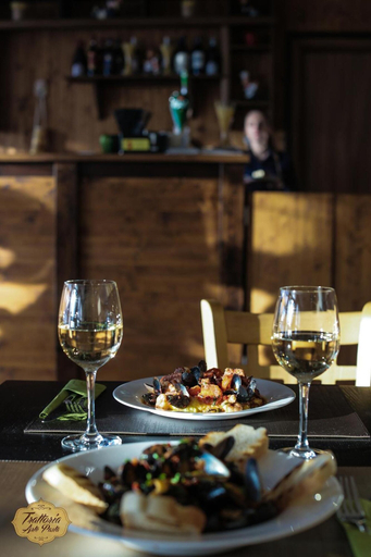 Food & Drinks 5, Hotel Saftica, Balotesti
