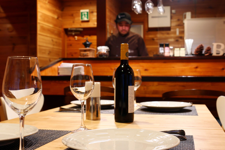 Food & Drinks 4, Rental Villa Cachette, Oshino