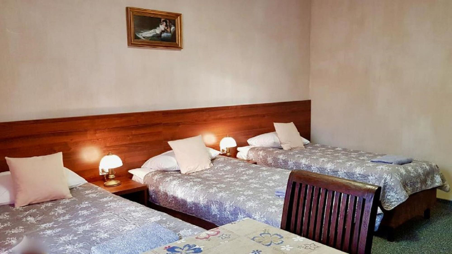 Bedroom 2, Byczy Rog Noclehy Na Hranici, Kłodzko