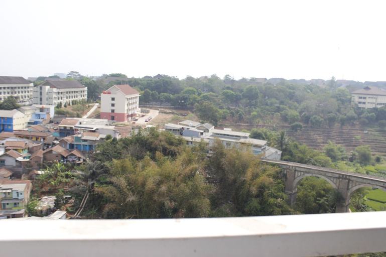 Exterior & Views, Scenic Studio at Taman Melati Jatinangor Apartment, Sumedang