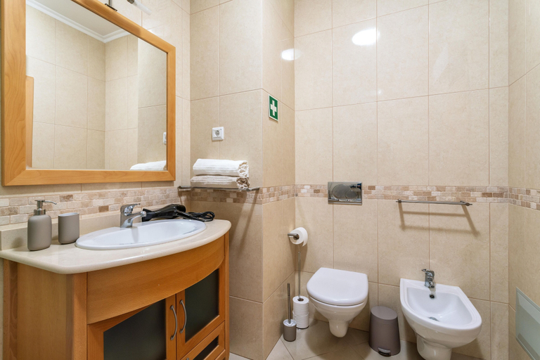 Bathroom 5, Sea view Apartment with panoramic Terrace & 2 Swimming pools, Albufeira