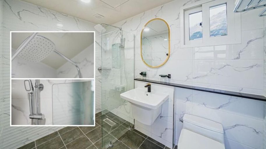 Bathroom 4, Clover spa pension, Geoje
