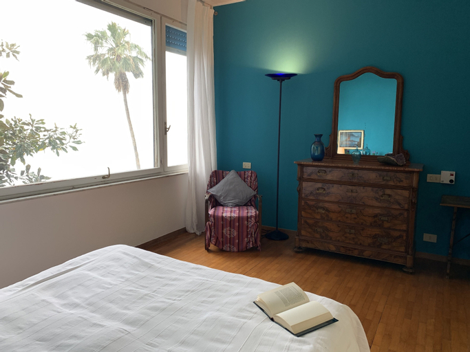 Bedroom 3, Villa Adele, Genova