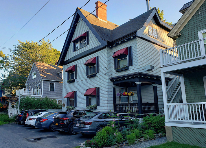 Hearthside Inn, Hancock