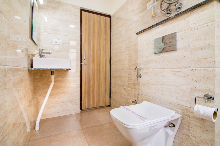 Bathroom 3, Muscatel Dzeemkhang, East Sikkim