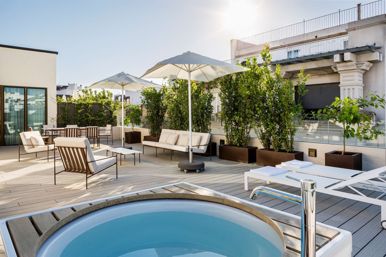 Sport & Beauty 2, Radisson Collection Hotel, Magdalena Plaza Sevilla, Sevilla