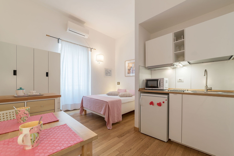 Others 3, Santa Maria Maggiore Exclusive Apartment, Rome